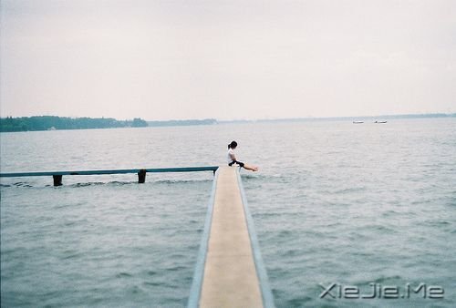 晚安心语：我们都老得太快，却明白得太迟 (9)